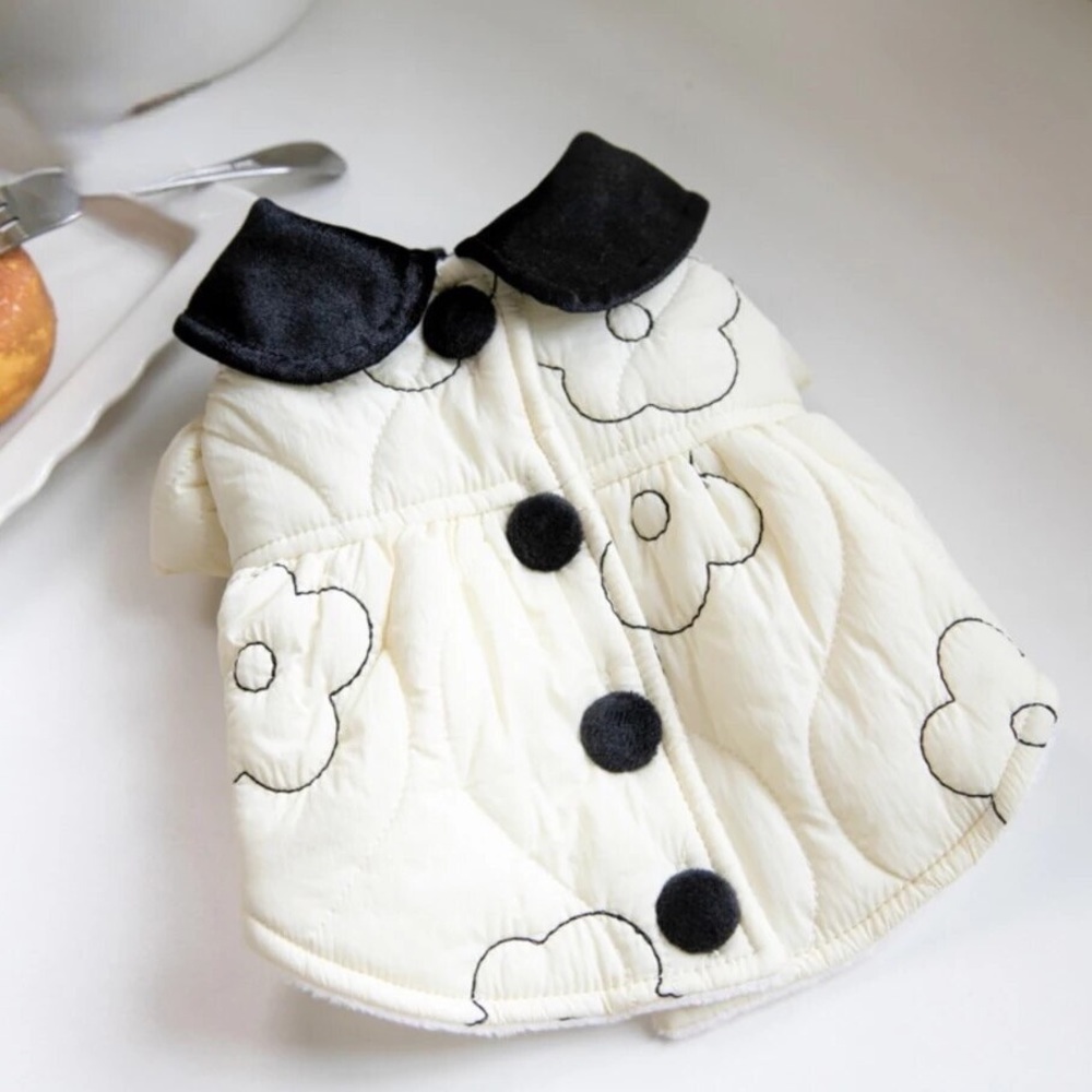 Cat coat jacket floral puff Daisy white cream puff sleeve clothing